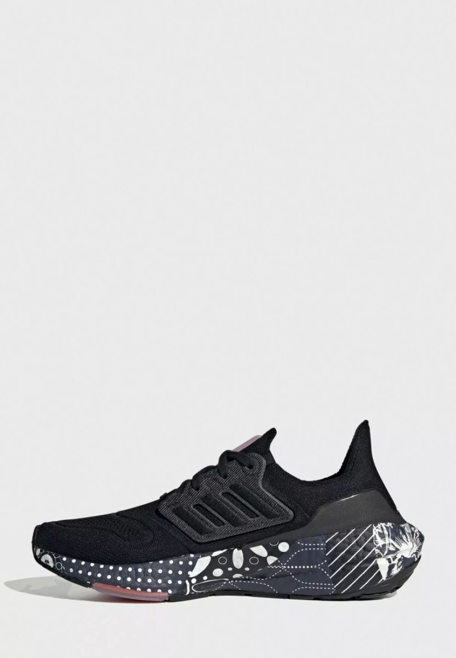 Low Top * | Adidas Ultraboost 22