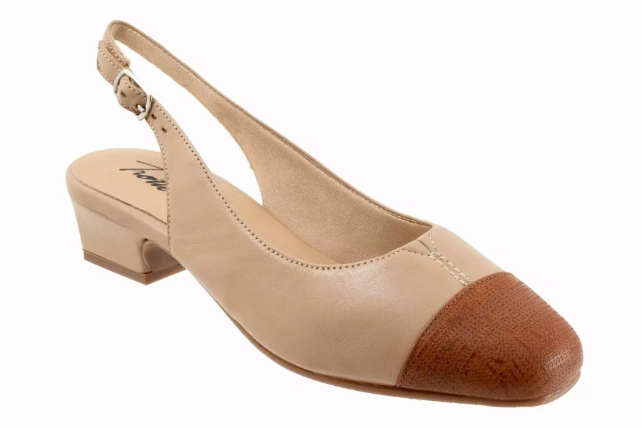 Dress Shoes * | Trotters Dea Nude Lug Emb