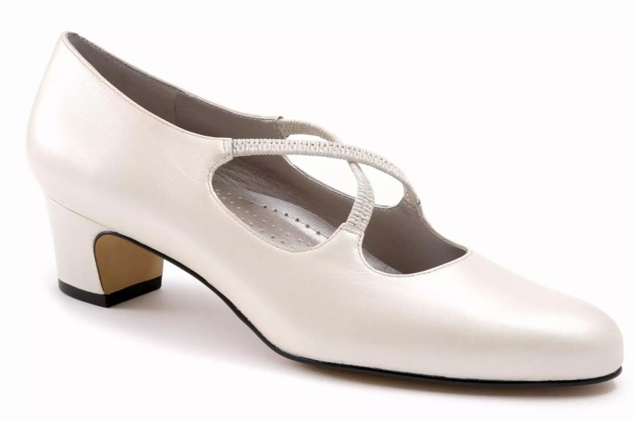 Dress Shoes * | Trotters Jamie White Pearl